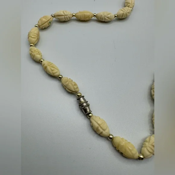 Vintage Off White Hand Carved Wedding Necklace